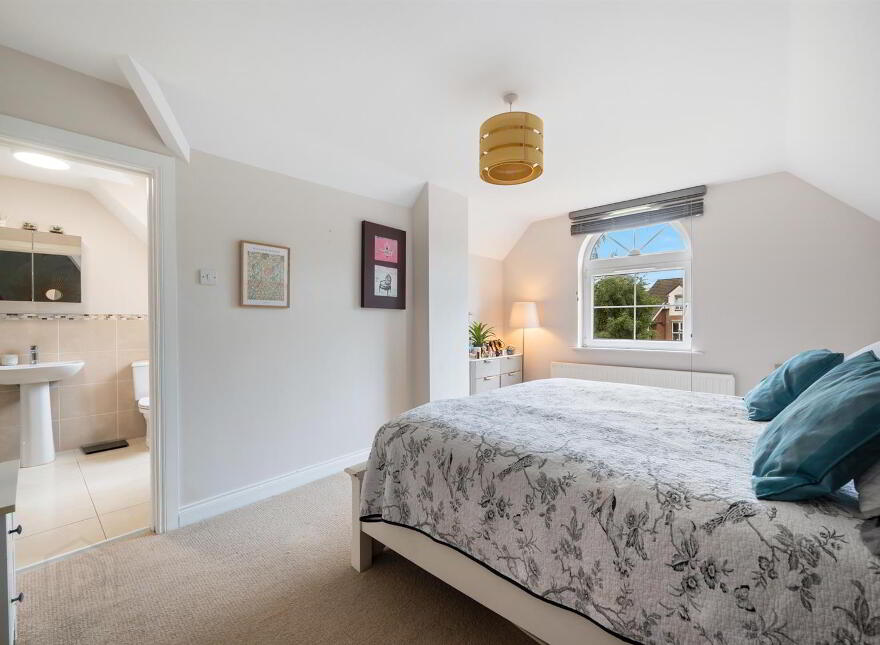 4 Barnetts Court Mews, Belfast, BT5 7FJ