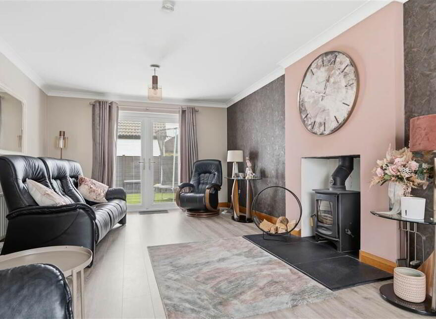 6 The Meadows, Broughshane, Ballymena, BT43 7NG