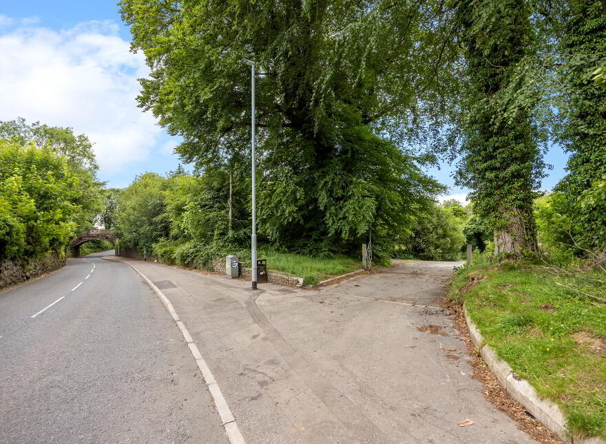 5 Glen Road, Glenavy, BT29 4LT