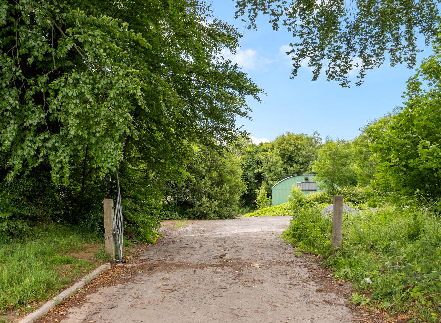 5 Glen Road, Glenavy, BT29 4LT
