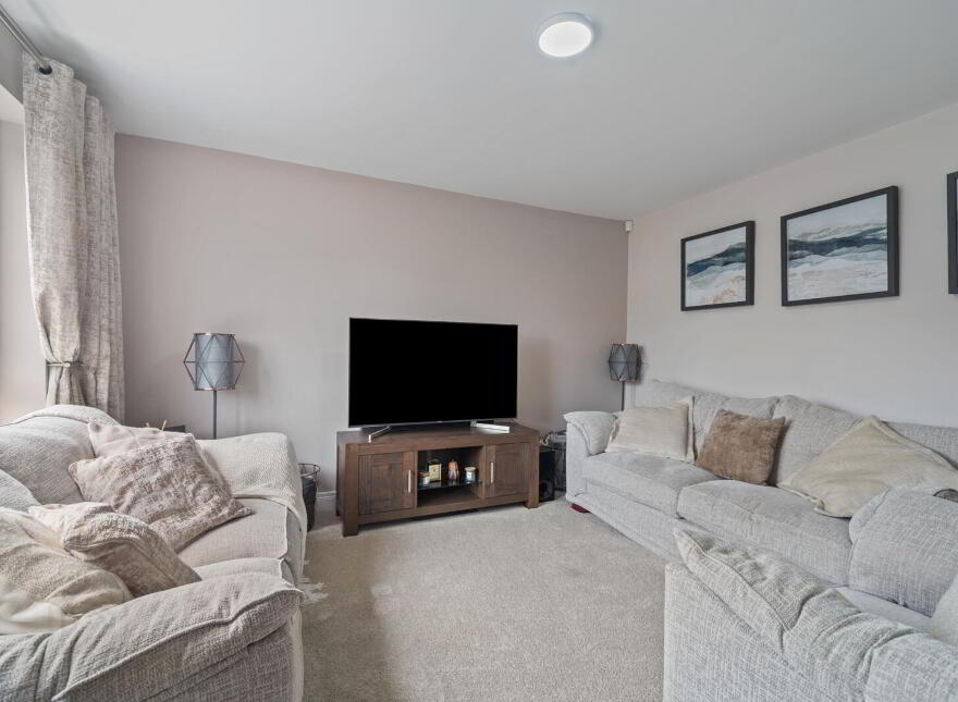 16 Mill Valley Way, Belfast, BT14 8LH