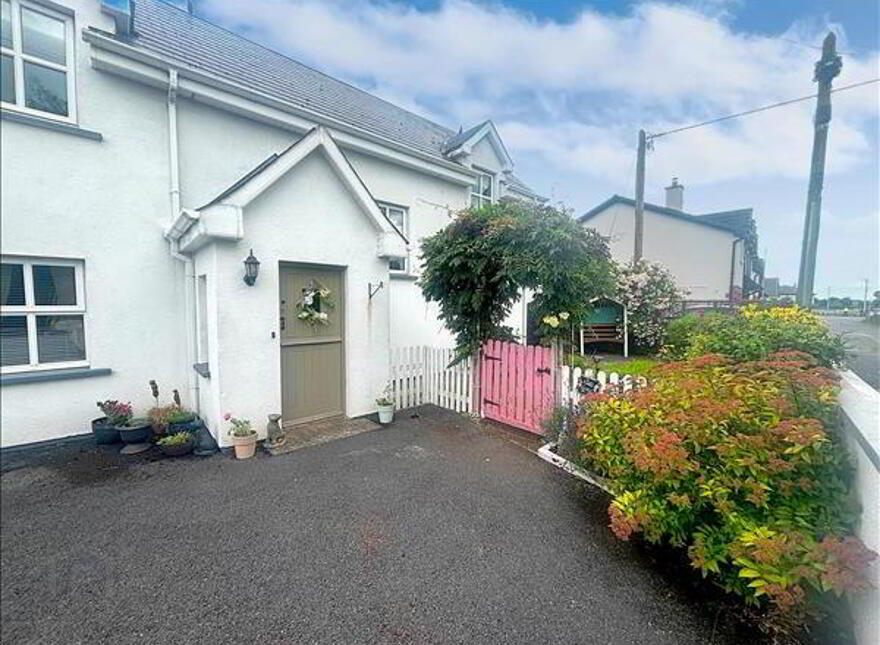 New Road, Mooncoin