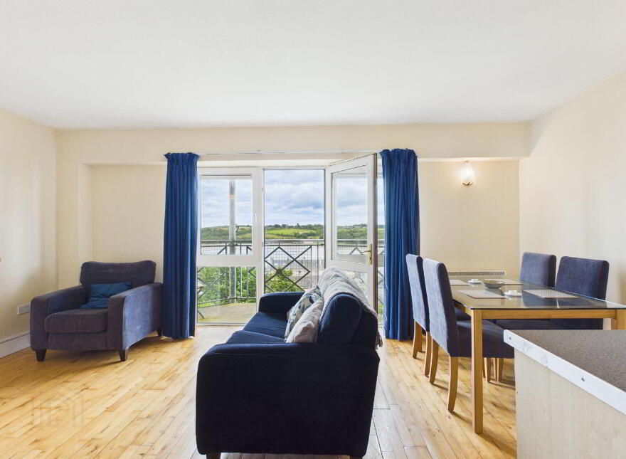 28 Carleton Village Apartments, Youghal, P36E940