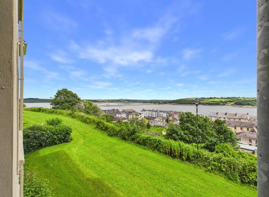 28 Carleton Village Apartments, Youghal, P36E940