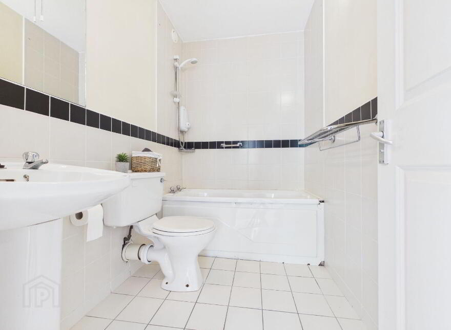 28 Carleton Village Apartments, Youghal, P36E940
