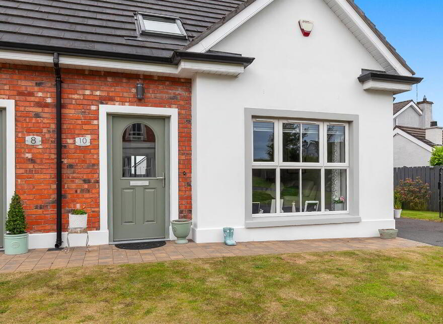 10 Foxton Court, Newtownabbey, BT36 5FT