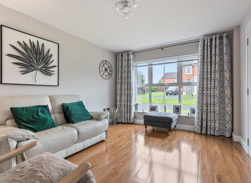 10 Foxton Court, Newtownabbey, BT36 5FT