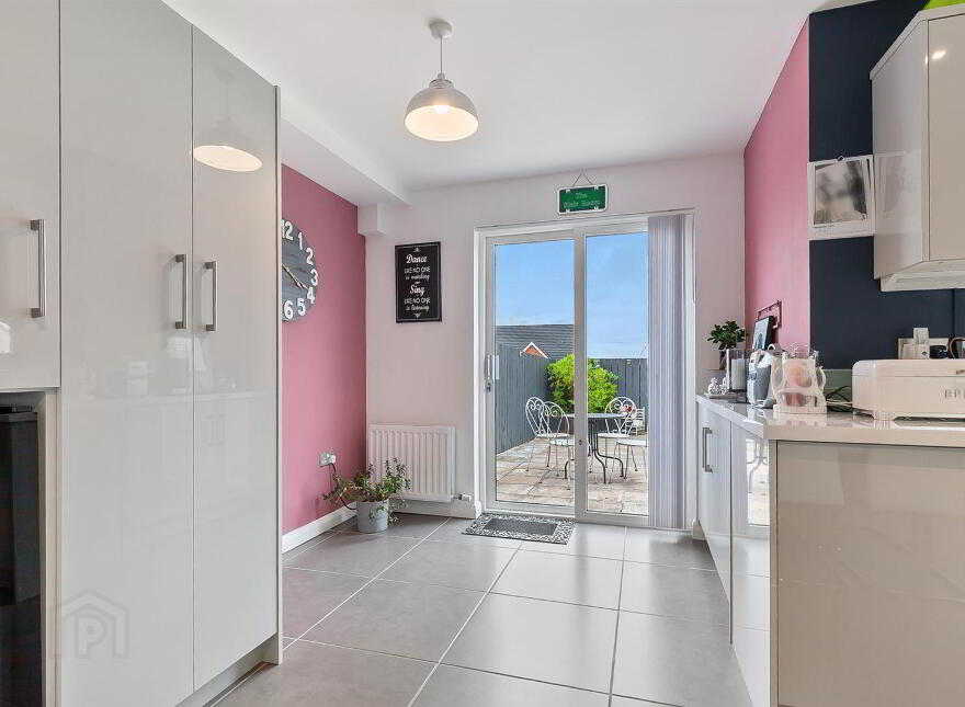 10 Foxton Court, Newtownabbey, BT36 5FT