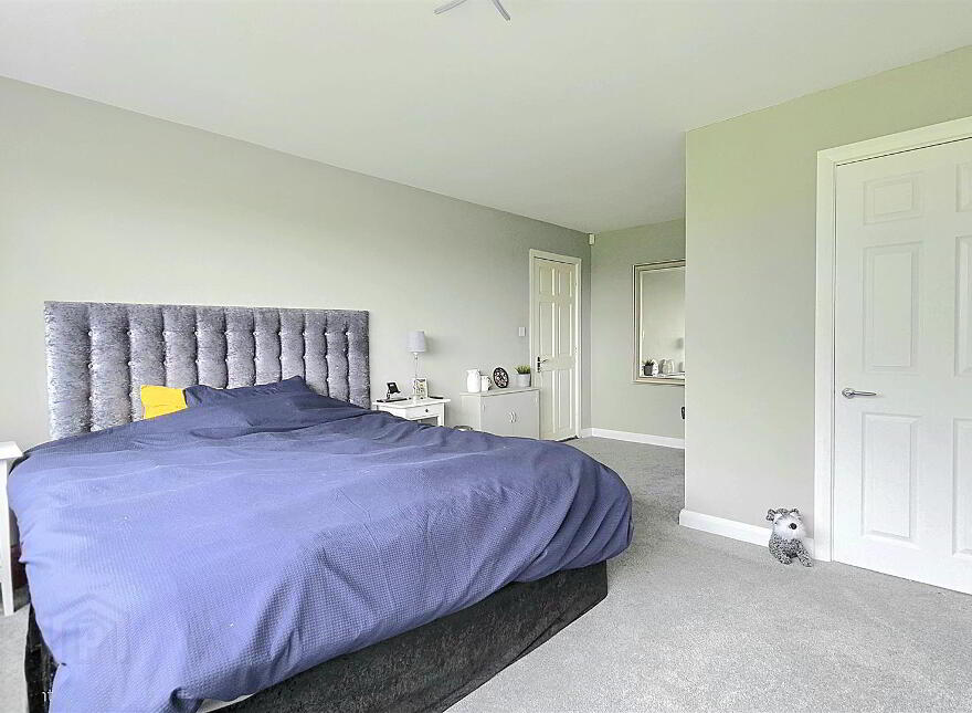 38 Ballyvallagh Road, Carrickfergus, BT40 3NA