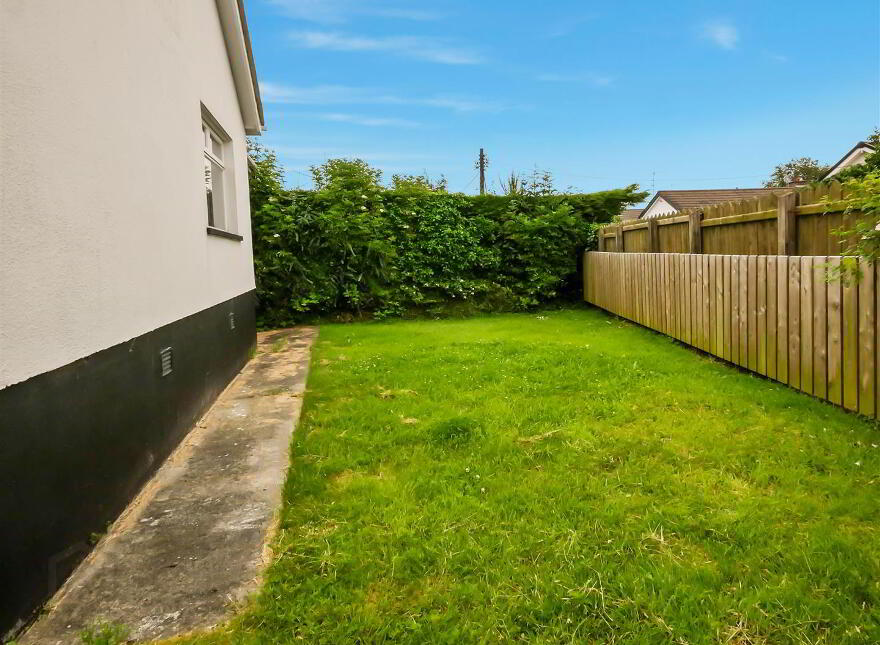 1 Lough Fine Park, Off The Hillsborough Road, Carryduff, Belfast, BT8 8PQ
