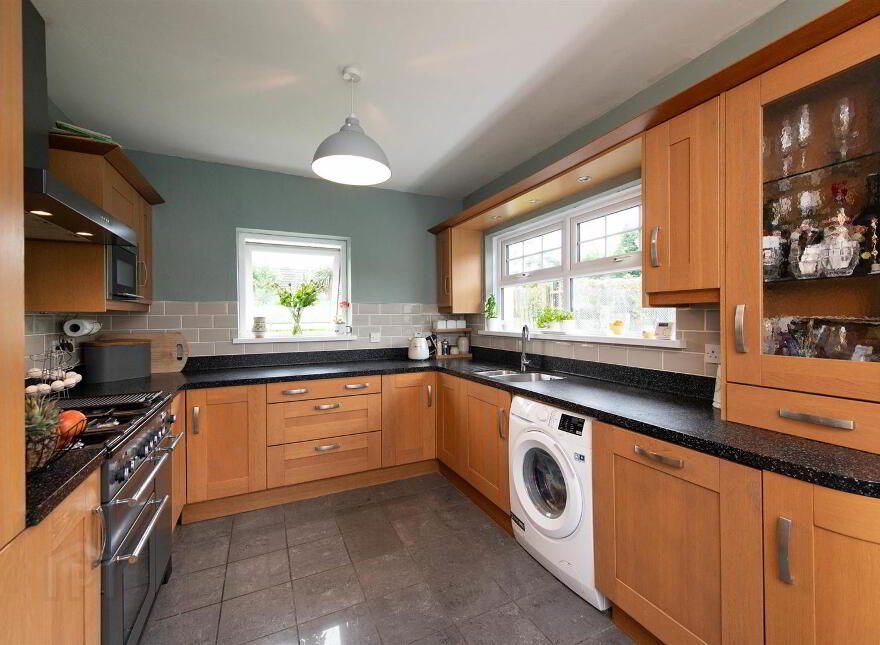 13 Kilwood Crescent, Crossgar, BT30 9DF