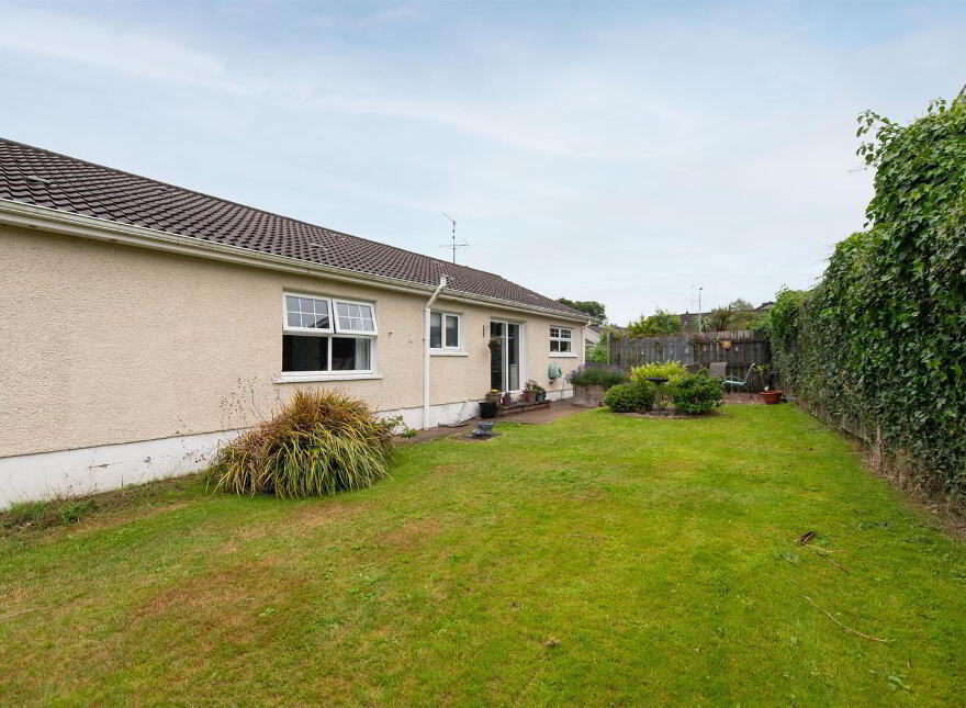 13 Kilwood Crescent, Crossgar, BT30 9DF