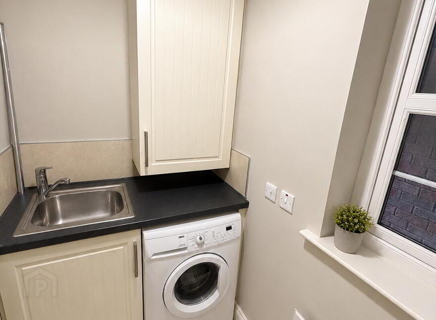112 Sir Richard Wallace Walk, Lisburn, BT28 3RW