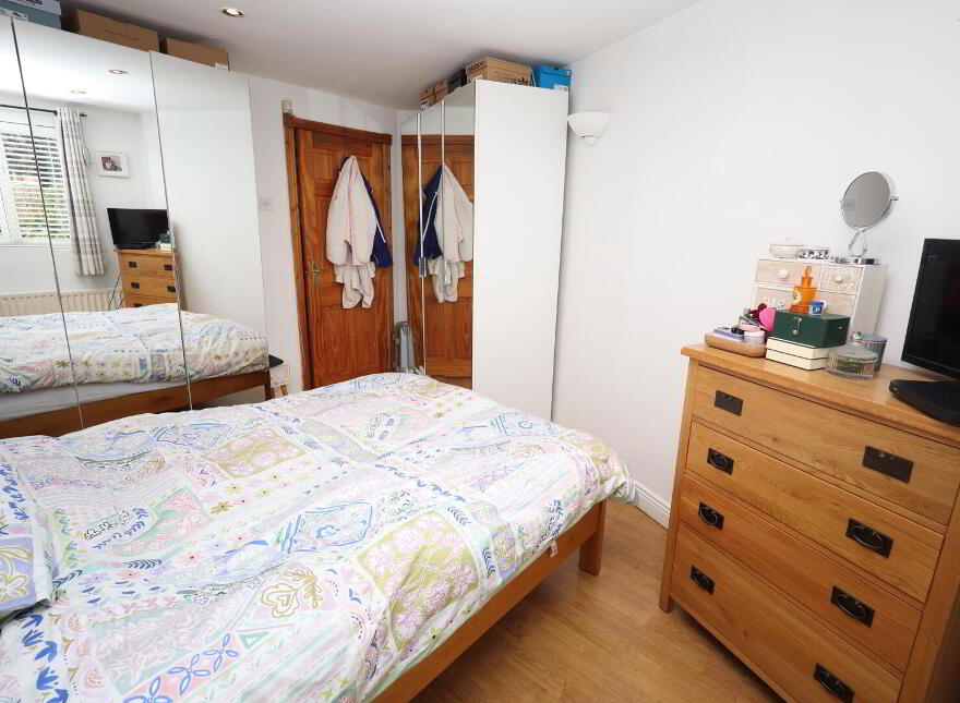 3 Lodge Row, Doagh Road, Newtownabbey, BT36 6TQ