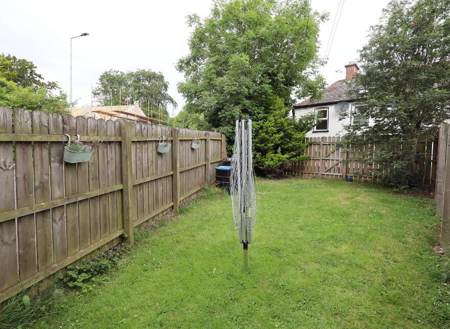 3 Lodge Row, Doagh Road, Newtownabbey, BT36 6TQ