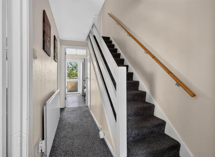 90 Hill Street, Lisburn, BT28 1YE
