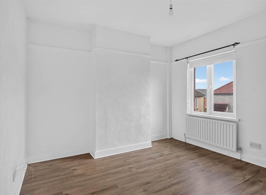 188 Grand Parade, Belfast, BT5 5PE