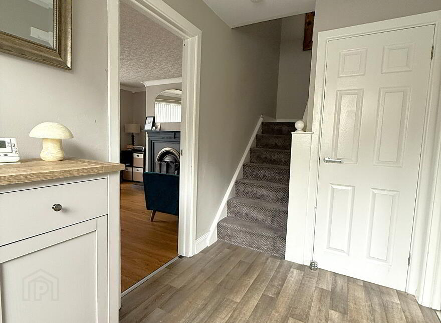 33 St Marks Wood, Lisburn, BT28 3AQ