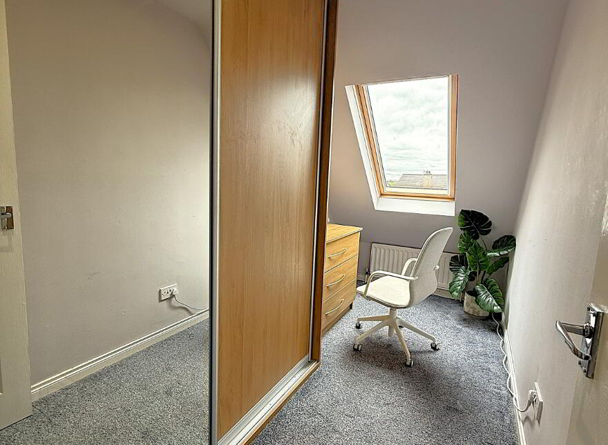 33 St Marks Wood, Lisburn, BT28 3AQ