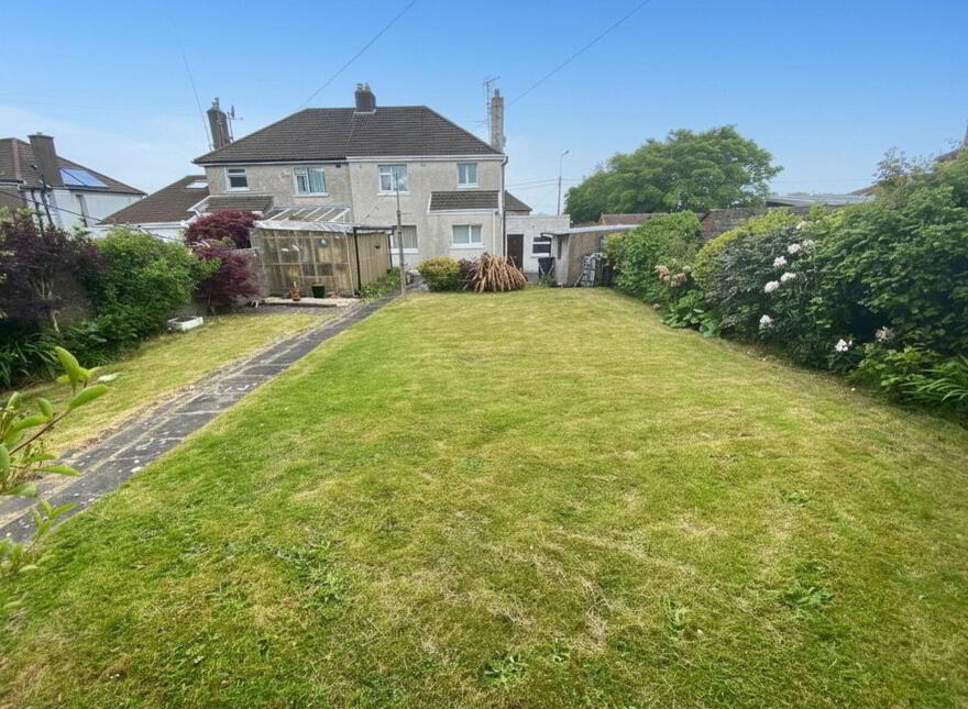 31 Beaumont Lawn, Beaumont, Blackrock, T12N66E