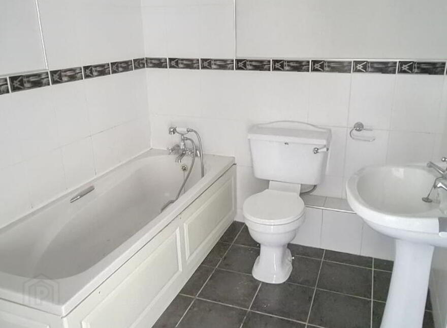 5 O'Carolan's Court, Kilronan, Ballyfarnon, Boyle, F52AH02
