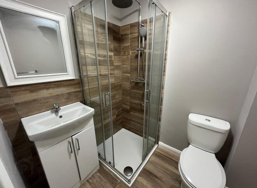 Apt 3, 243 Woodstock Road, Belfast, BT6 8PQ