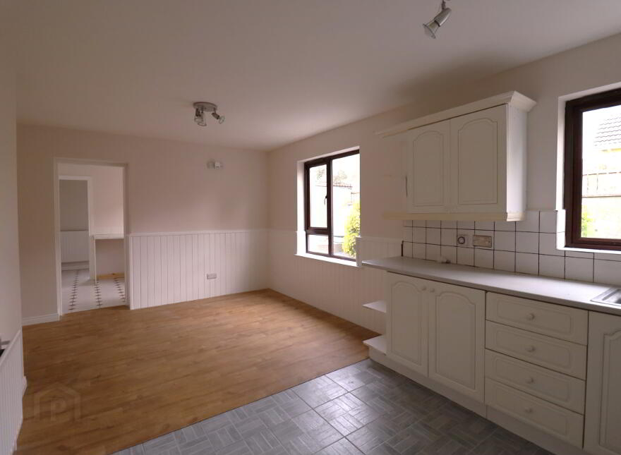 19 Grange Manor, Newry Road, Kilkeel, BT34 4NH