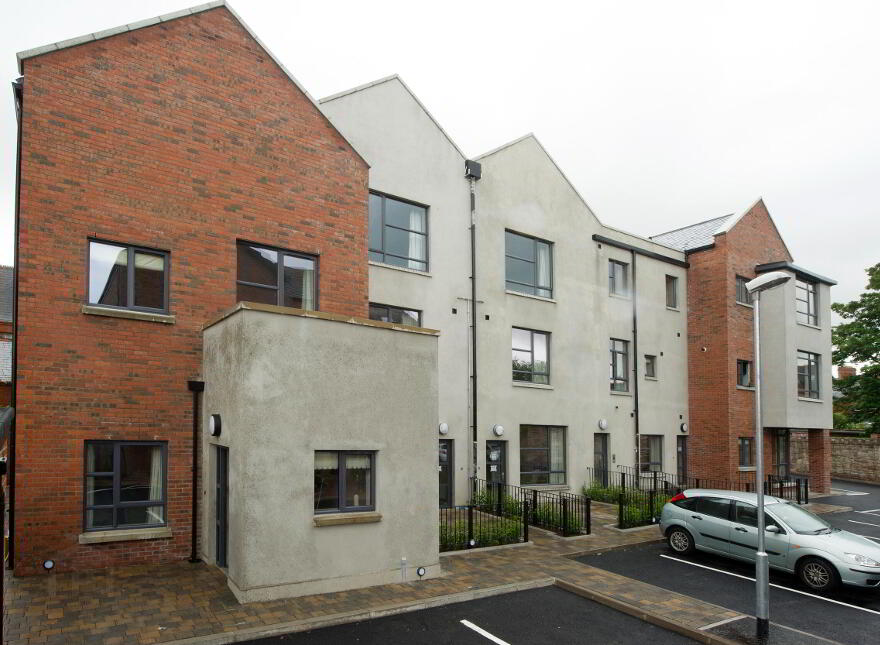 Apt 5 Carolan House, 56 Rossmore Drive, Belfast, BT7 3LA
