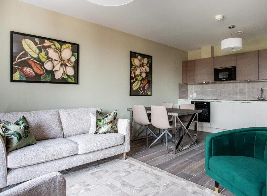 Apt 8 The Residence, 334 Ormeau Road, Belfast, BT7 2GE