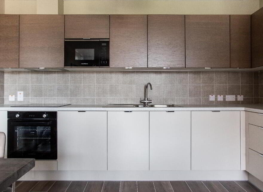Apt 8 The Residence, 334 Ormeau Road, Belfast, BT7 2GE