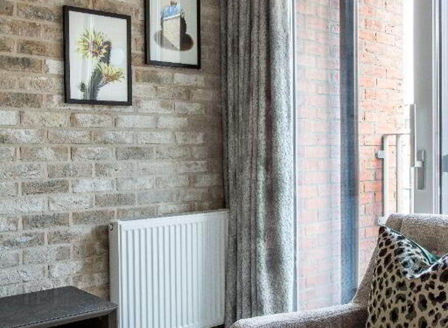 Apt 8 The Residence, 334 Ormeau Road, Belfast, BT7 2GE