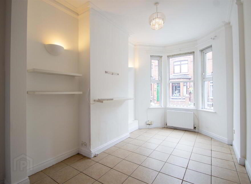 8 Hugo Street, Falls Road, Belfast, BT12 6ET
