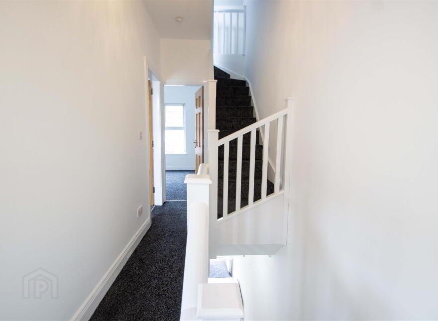 8 Hugo Street, Falls Road, Belfast, BT12 6ET