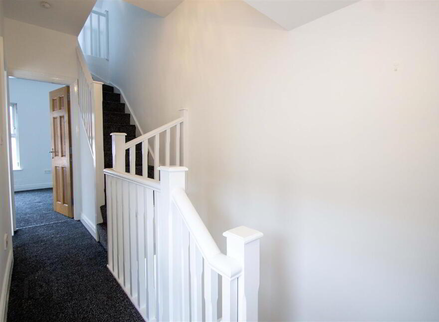8 Hugo Street, Falls Road, Belfast, BT12 6ET