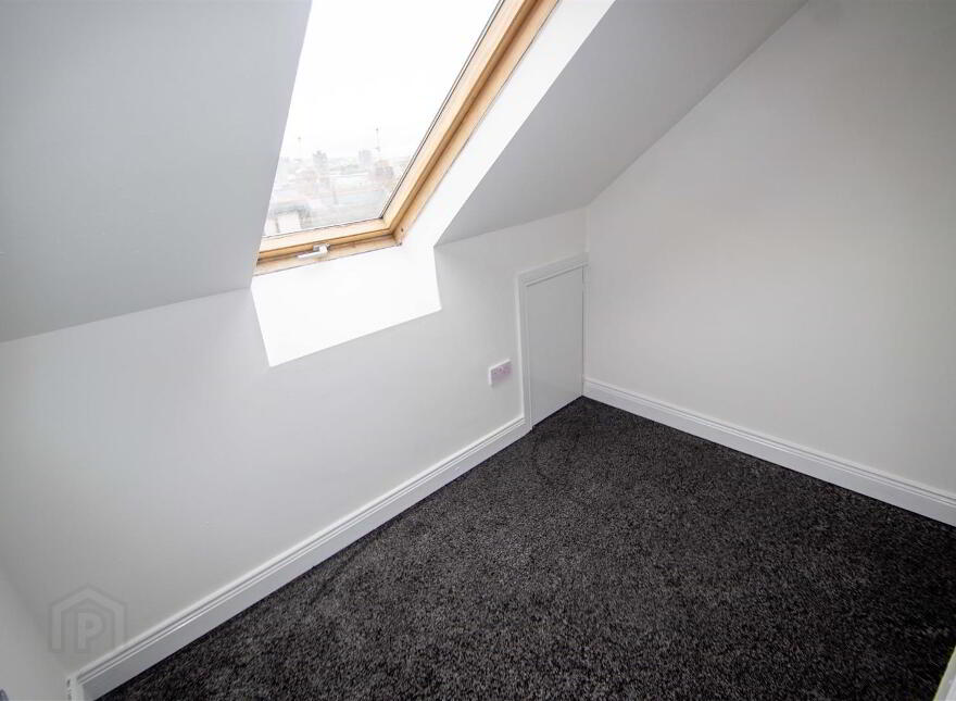 8 Hugo Street, Falls Road, Belfast, BT12 6ET