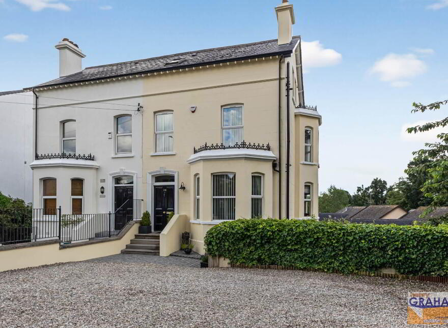 Violet Vale, Hillsborough Road, Lisburn, BT28 1JX