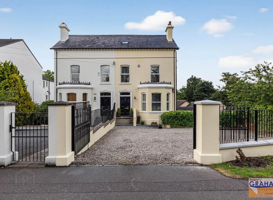 Violet Vale, Hillsborough Road, Lisburn, BT28 1JX