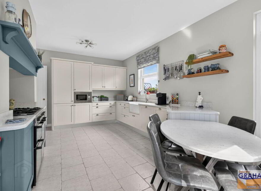 Violet Vale, Hillsborough Road, Lisburn, BT28 1JX