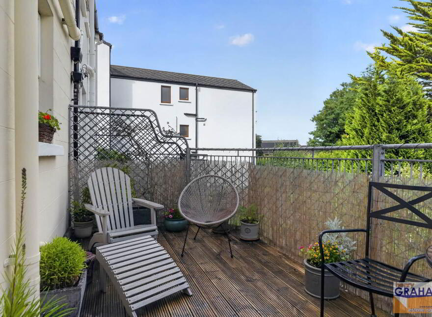 Violet Vale, Hillsborough Road, Lisburn, BT28 1JX