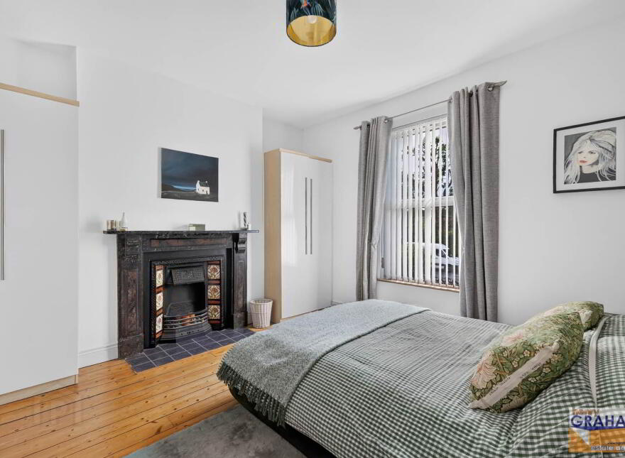 Violet Vale, Hillsborough Road, Lisburn, BT28 1JX