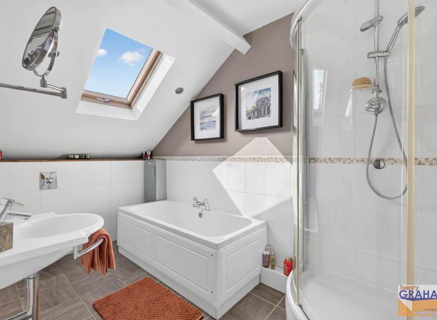 Violet Vale, Hillsborough Road, Lisburn, BT28 1JX