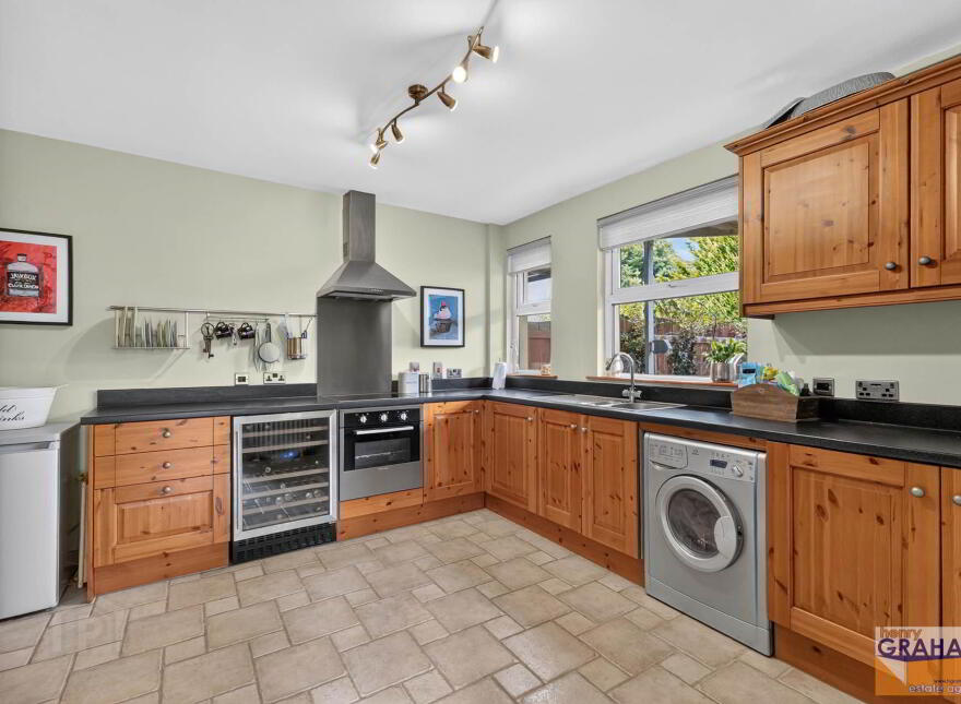 Violet Vale, Hillsborough Road, Lisburn, BT28 1JX