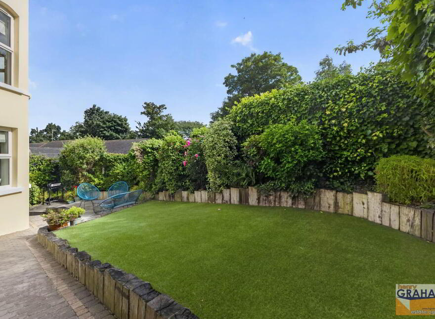 Violet Vale, Hillsborough Road, Lisburn, BT28 1JX