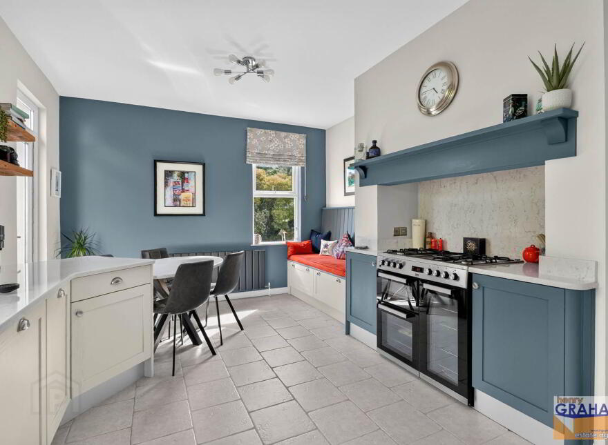 Violet Vale, Hillsborough Road, Lisburn, BT28 1JX
