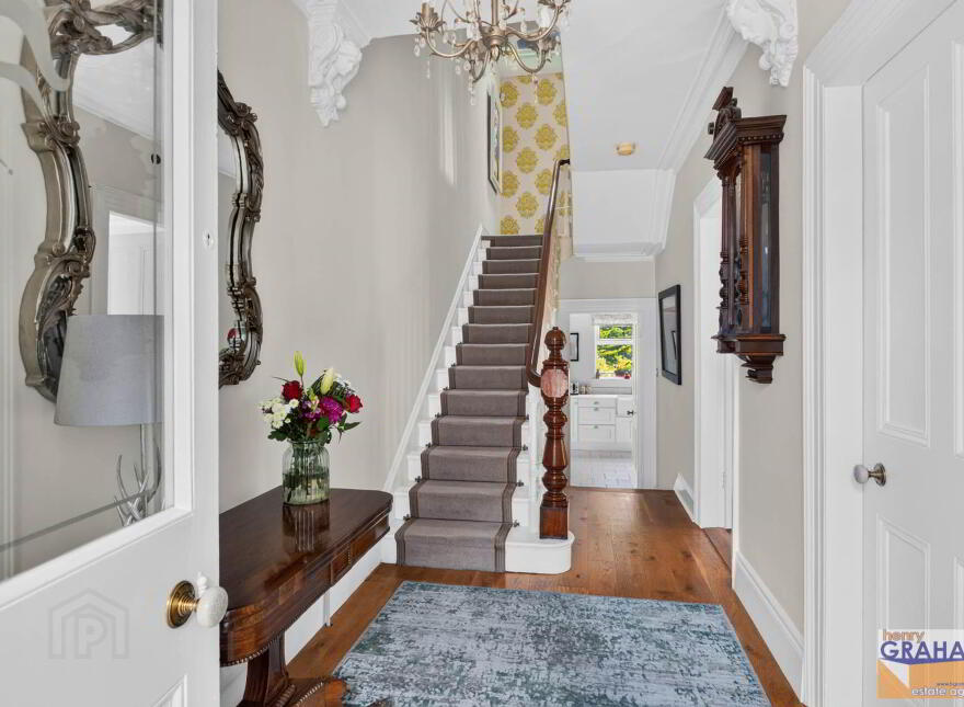 Violet Vale, Hillsborough Road, Lisburn, BT28 1JX