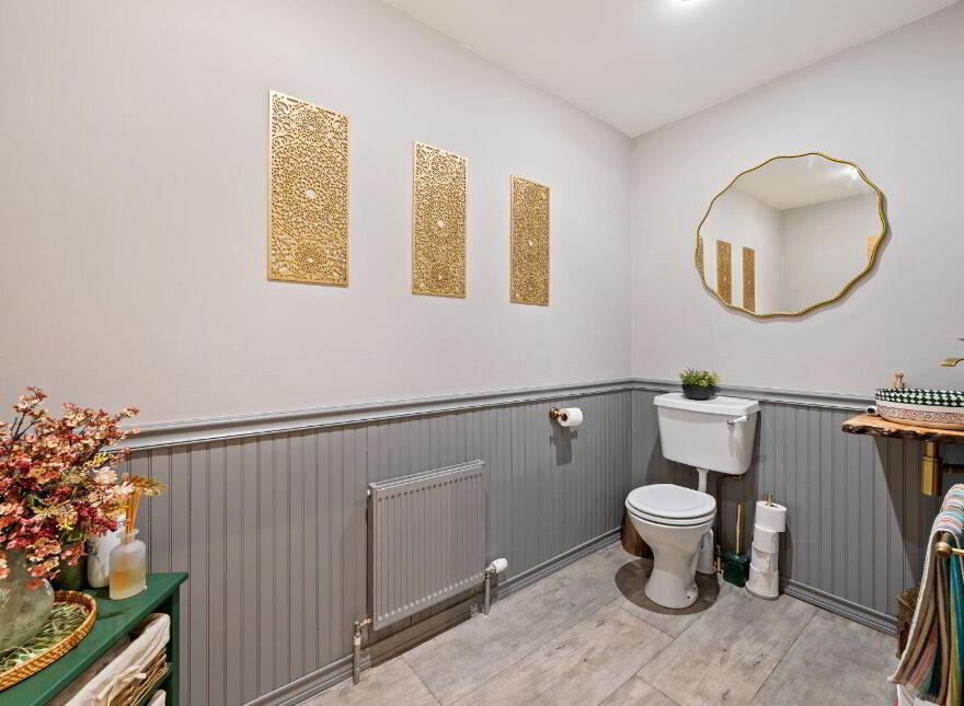 Ballygrissane, Minane Bridge, Carrigaline, P17TX65