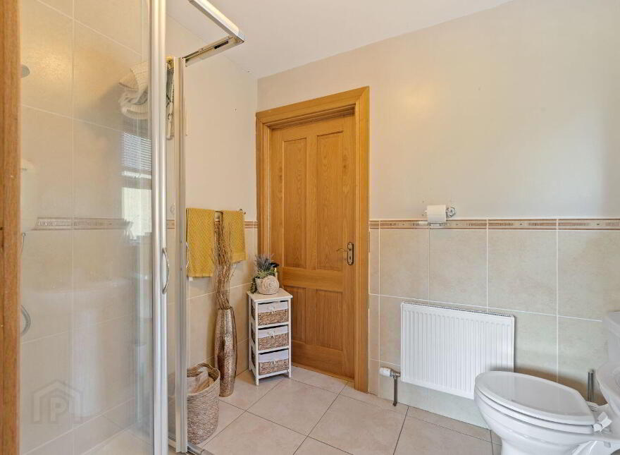 Ballygrissane, Minane Bridge, Carrigaline, P17TX65