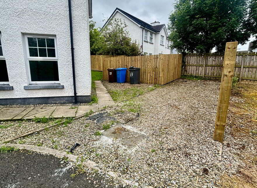 27 Brook Manor, Magheramason, Londonderry, BT47 2GD