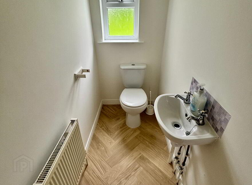 27 Brook Manor, Magheramason, Londonderry, BT47 2GD