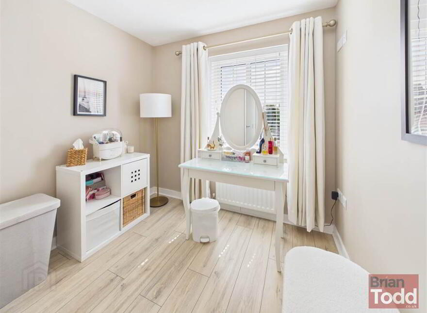 Porter Green Grove, Larne, BT40 2FS